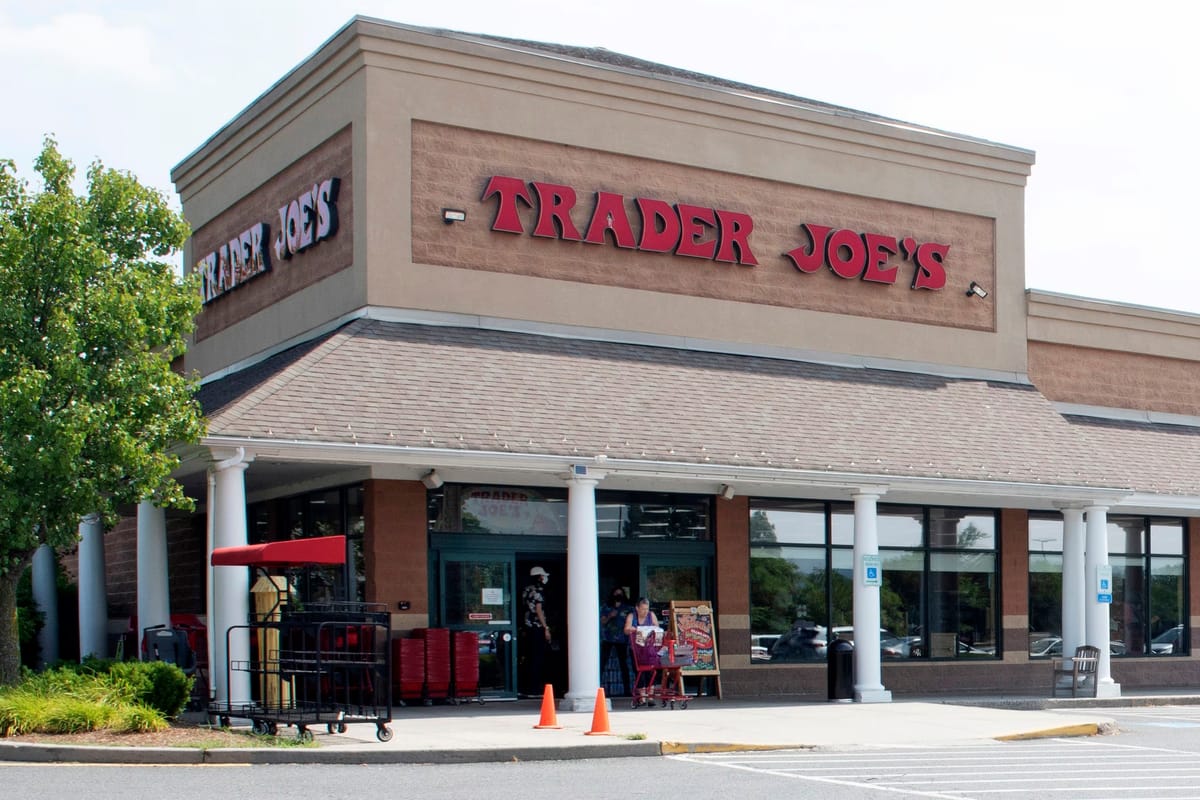 Hadley Trader Joe’s Employees Organize to Decertify Union